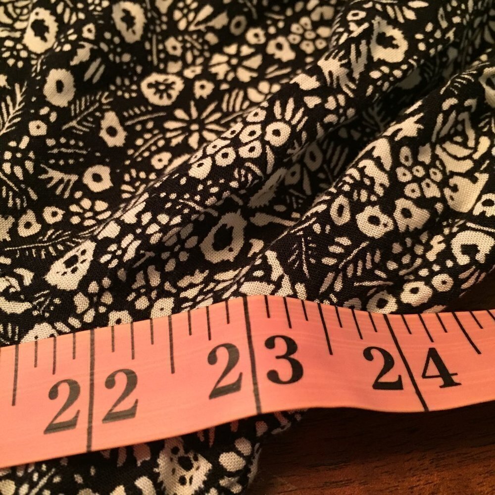 American Living black & white floral dress size M - Picture 8 of 8
